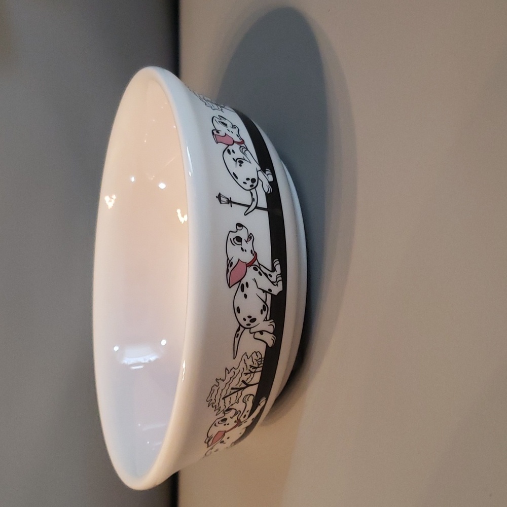 Disney 101 Dalmatians pet bowl NEW